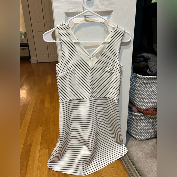 Black and white striped dress from the Loft - Picture 1 of 4